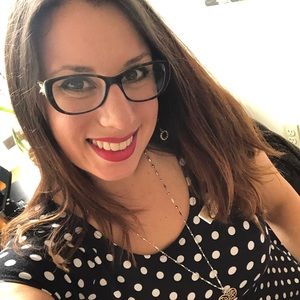 Meet your Posher, Nicole